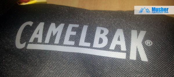 Camelbak, logo sur le StoAway