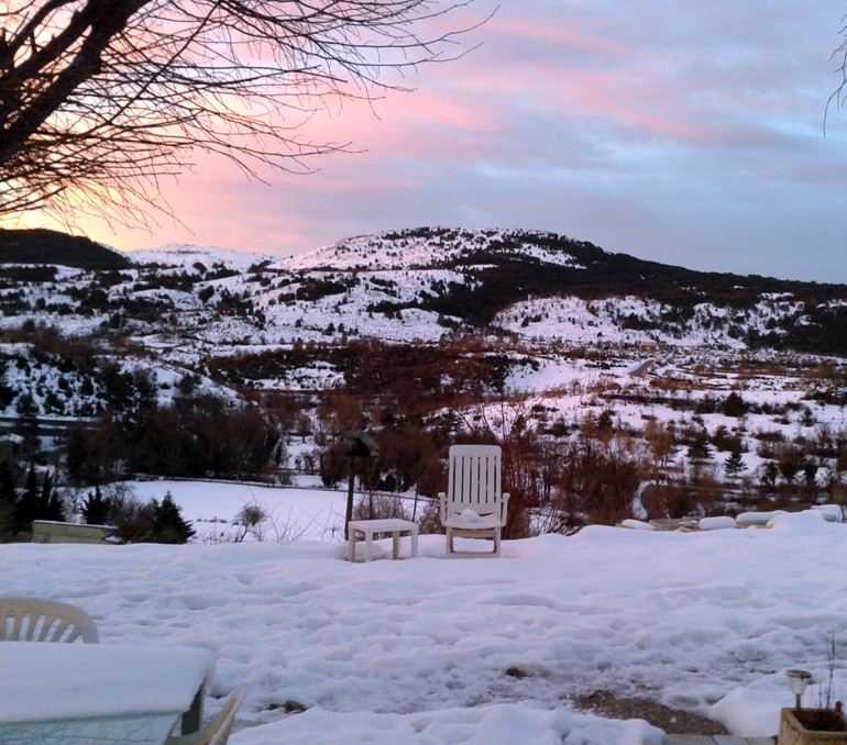 maison-neige-collines